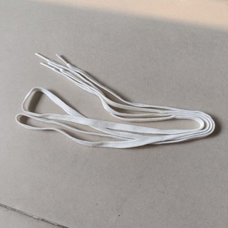 Dây giày trắng xuất dư dài 125 cm,100 cm