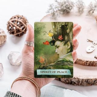 Bộ Bài Enchanted Map Oracle (Guu Tarot Shop)