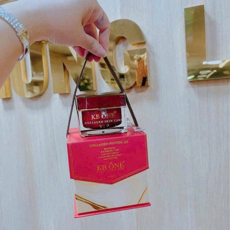 Kem face Vip Đỏ kbone 50gam