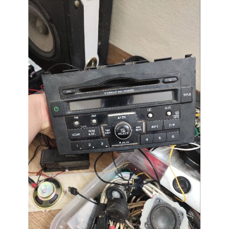 đài ô tô Honda crv đời 2010