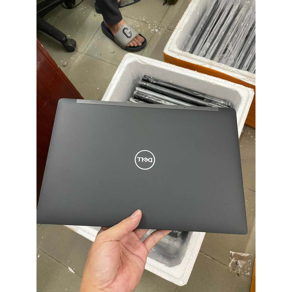Dell Latitude 5480  Core i5-6300U (i5-6200U) / RAM 8GB / SSD 256GB / Màn 14.0 inch HD