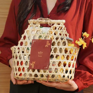 GIỎ QUÀ TẾT -  GIỎ MẮT CÁO