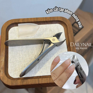 Kềm cắt móng tạo Phom móng Oval