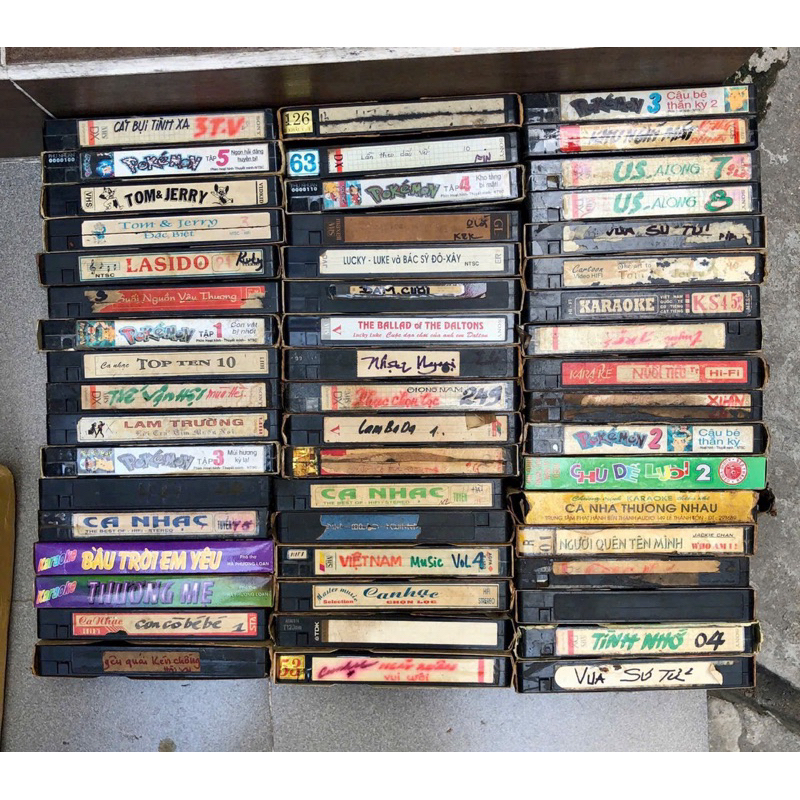 Băng video VHS cũ decor, trưng bày