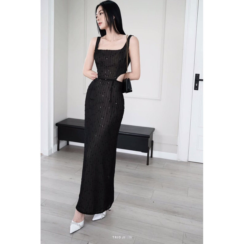 Thanh lý Váy TRIO JI size S