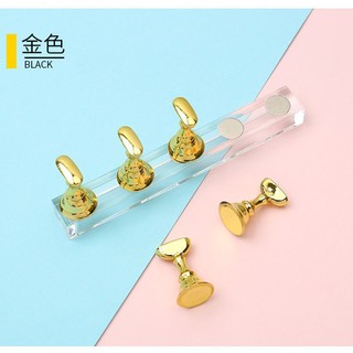 ĐẾ CỜ VÀNG TẬP VẼ MÓNG