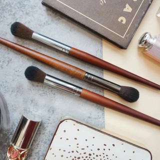 Cọ Highlight Tán Phấn Bắt Sáng – Lông Mềm Mịn Dễ Tán
