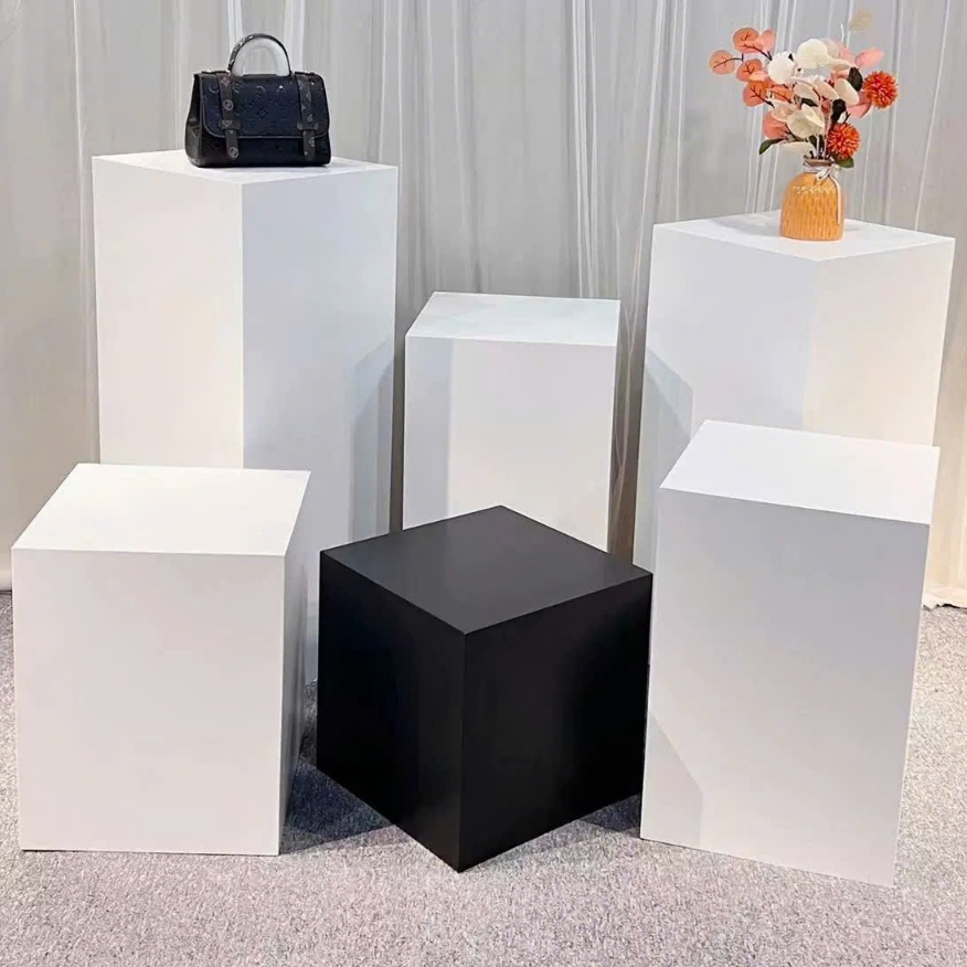 Bục decor, trưng bày manocanh dành cho shop thời trang, bục gỗ MDF cao cấp.