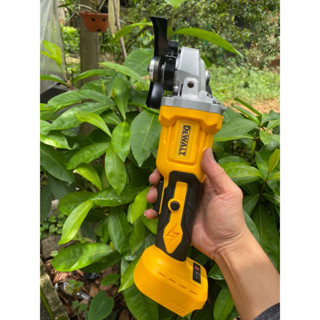 Thân máy mài pin Dewalt động cơ không chổi than sử dụng chân pin phổ thông M21