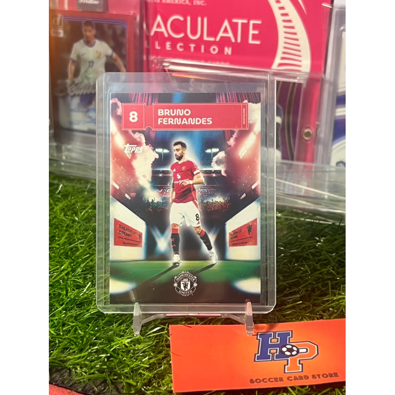 Thẻ bóng đá Bruno Fernandes First Old Trafford Goal Topps Manchester United Team Set 2024/25