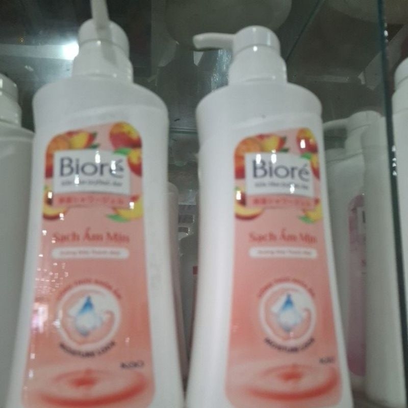 Sữa tắm biore hương đào