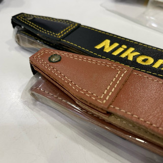 Dây đeo Nikon