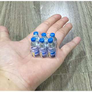 mô hình tủ thuôc y tế, sữa lon