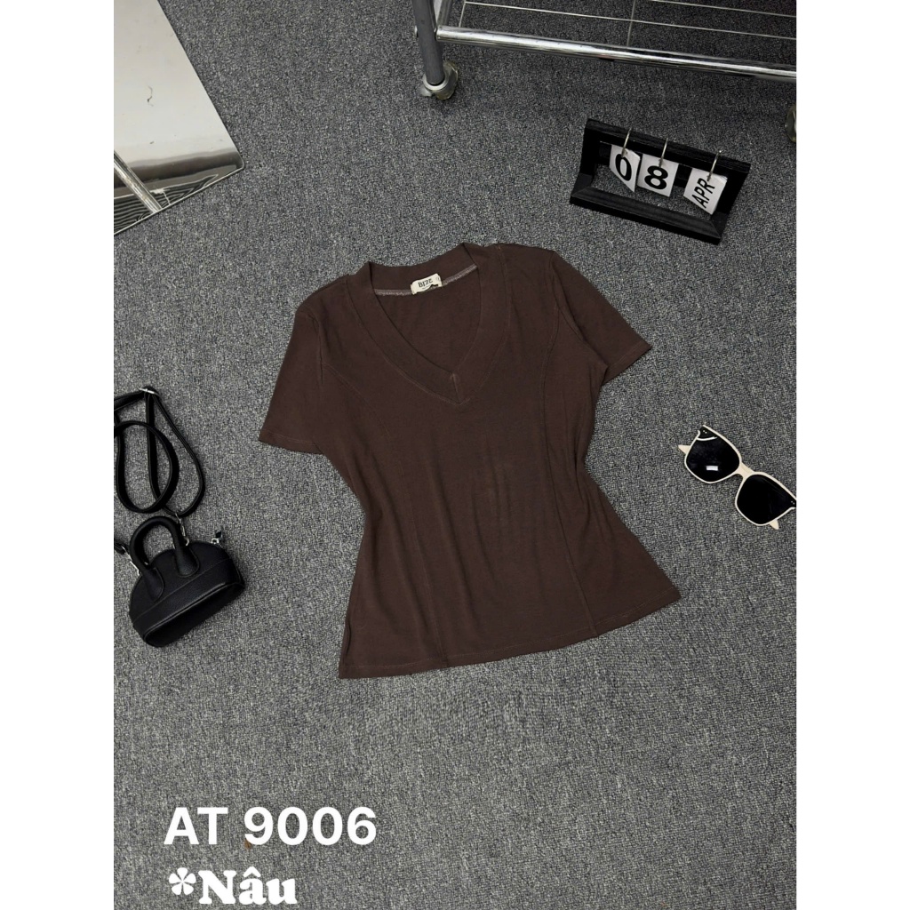 Áo Thun Nữ Bigsize 55–90kg Cổ Tim/Cổ Tròn Tay Ngắn Chất Borip Lụa Co Giãn Mềm Mại AT9006 – 2KJeans | BigBuy360 - bigbuy360.vn