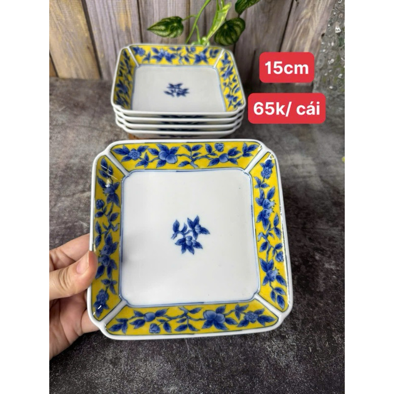 Đĩa ngũ sắc vuông vẽ hoa xưa gốm Nhật