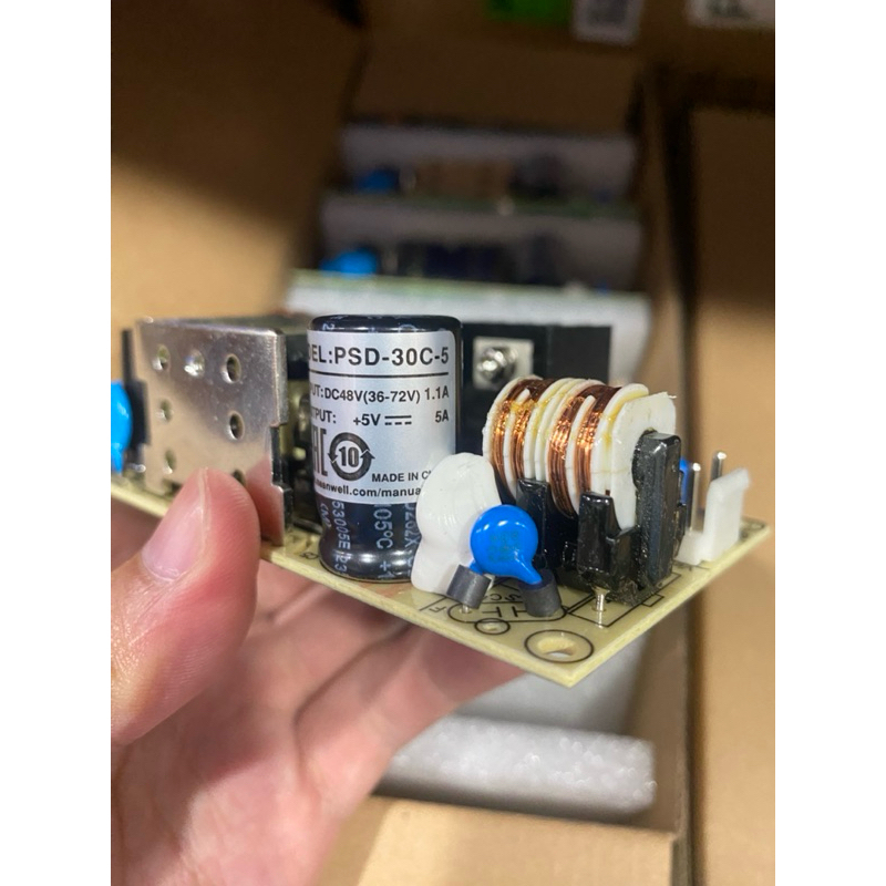 Nguồn meanwell PSD-30C-5 chuyển DC-DC, đầu vào 36–72V DC đầu ra 5V