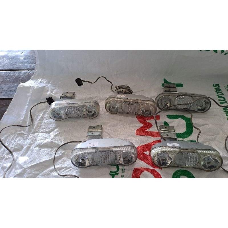 đèn led gắn bội rổ xe đạp nhật bãi zin 6v2,4w loại 2 bóng sáng đẹp