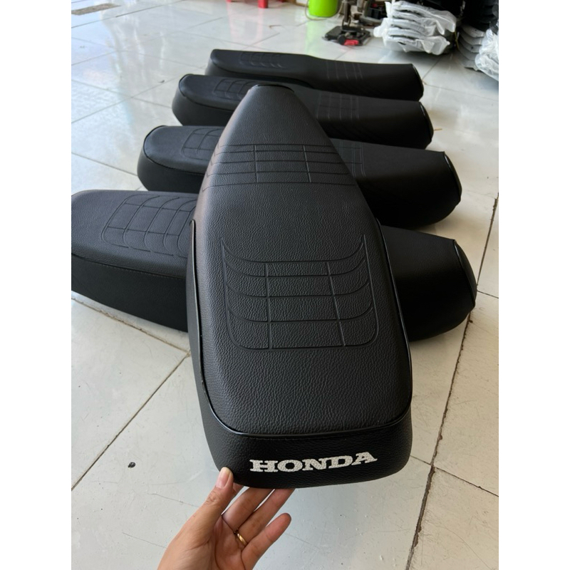 Yên Dream II, Super Dream , Dream Thái, form Zin. Không gắn được Dream Lùn. Phụ kiện Phụ Tùng