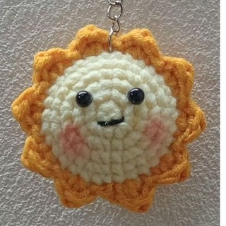 Móc khoá đôi Trái Đất và Mặt Trời - Móc khoá handmade
