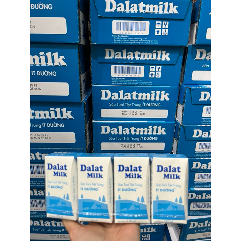 DALAT MILK SỮA TƯƠI  ÍT ĐƯỜNG 110ML THÙNG 48 HỘP 110ML Date 26-10-2025