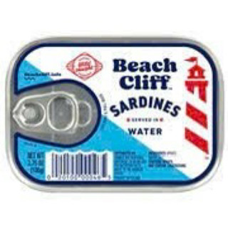 Cá trích ( mòi ) đóng hộp ngâm nước Sardines Beach Cliff serrved in Water 106g