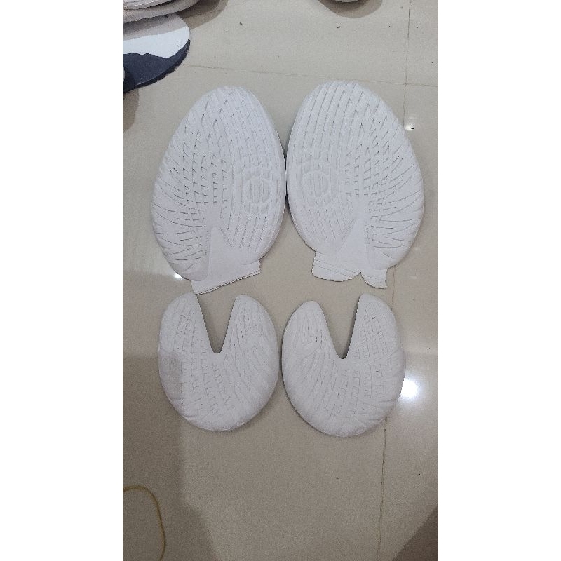 Đế giày bóng chuyền asics gelhoop