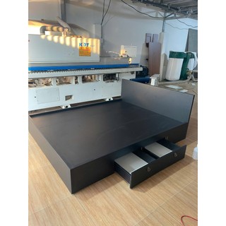 Giường ngủ gỗ MDF phủ melamine có 2 hộc kéo -Đen