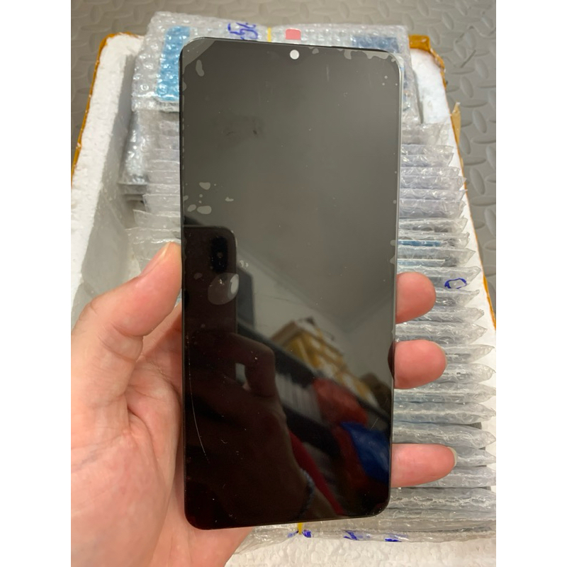 Màn hình Samsung M33-5G, dùng thay thế.