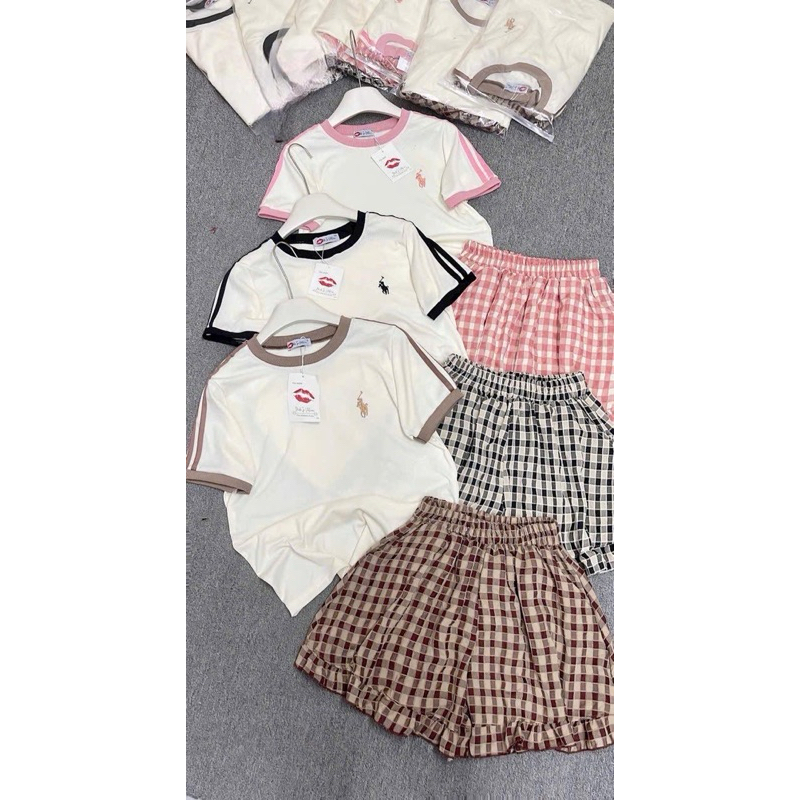 Set Bộ Ngủ Kẻ Carro Đũi Nhung