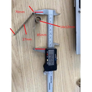lò xo kẹp chổi than 25x32mm(1 lò xo, 2 lò xo) chiều dài 1* chiều dài 2*bề ngang * đường kính lò xo * chiều dày lò xo