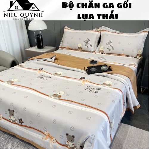 Bộ chăn ga gối cao cấp 4 món bằng lụa Thái, đi kèm chăn chần bông mềm mại, mang đến giấc ngủ sang tr