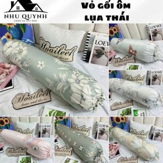 Vỏ gối ôm phi lụa Thái buộc dây, chất liệu mềm mại, thoáng mát, kích thước dài 1m x 35cm.