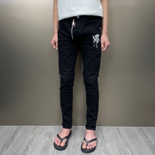 Quần jean nam màu đen thêu hình cao bồi mix khoá lộ mã DC27