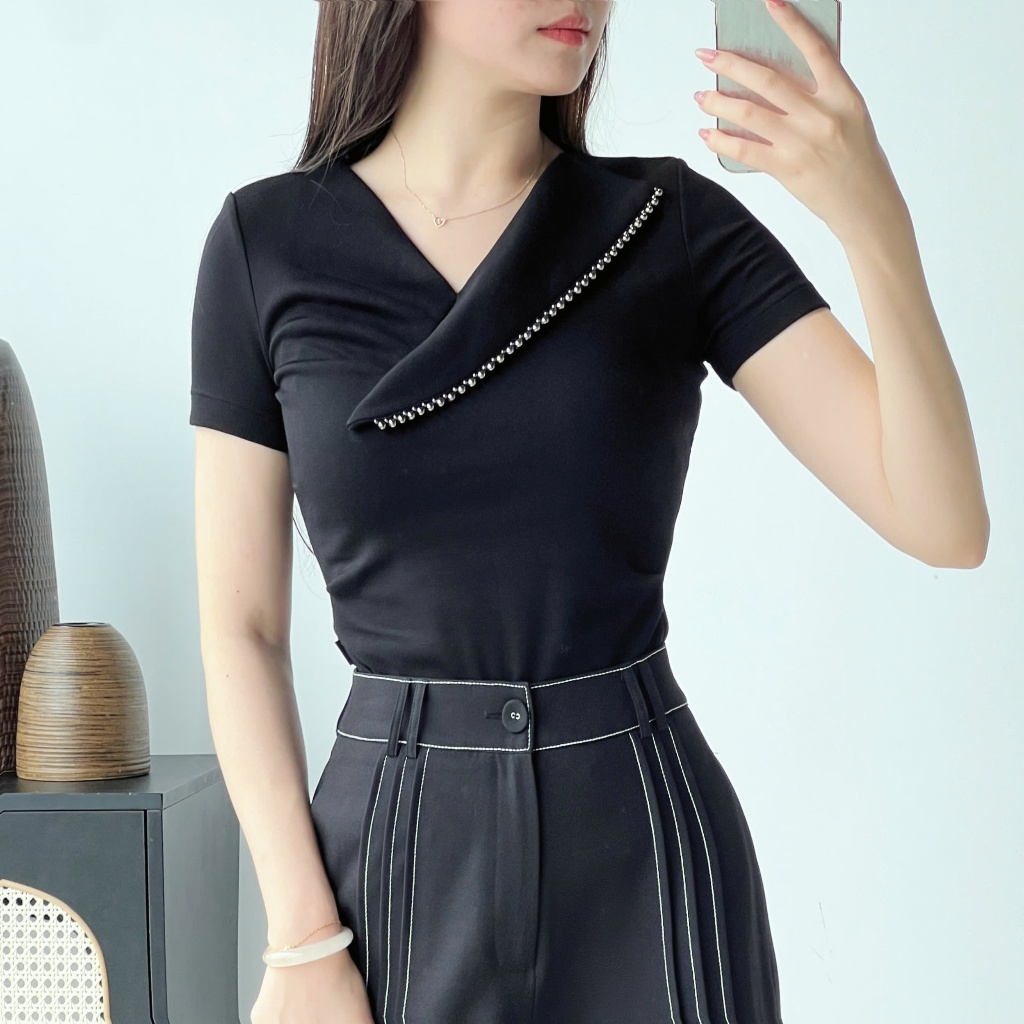 Áo Thun Nữ 𝐂𝐂𝐇𝐀𝐓 Dáng Ôm Kiểu Moona Basic Chất Liệu Co Giãn Cao Cấp 15TNC9004OT