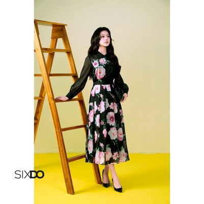 Đầm tơ organza họa tiết hoa nền đen SIXDO (Black Organza Flared Dress)