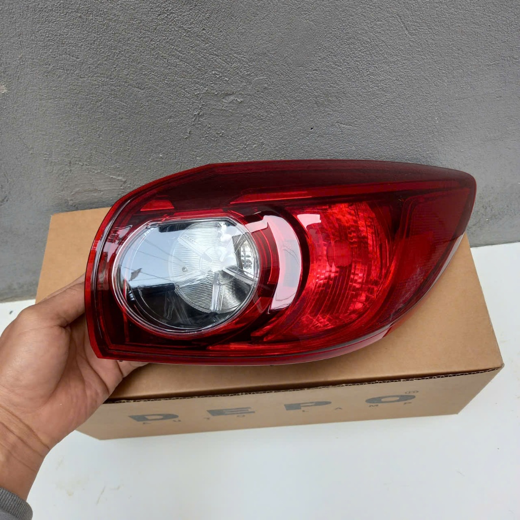 ĐÈN HẬU MIẾNG NGOÀI MAZDA 3 BẢN 2017-2018 HATCHBACK HÀNG DEPPO