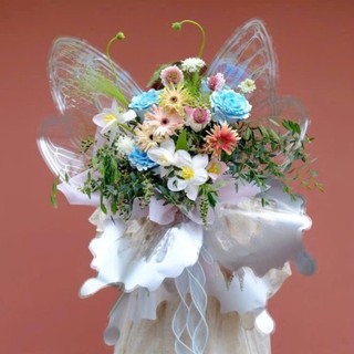 Giấy kiếng Cánh Bướm dùng gói Hoa.