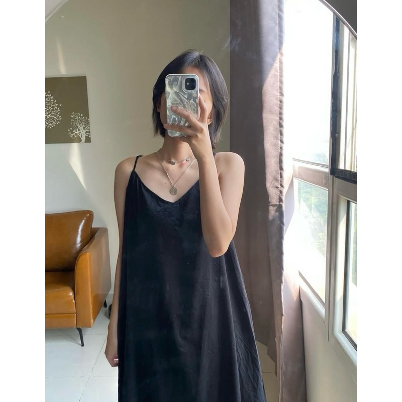 [2HAND] Đầm dây chéo lưng Uniqlo size L