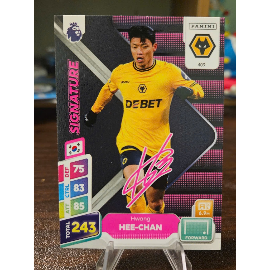 Thẻ SIGNATURE Hwang Hee Chan Panini Premier League Plus 2024/2025 (Wolves) (24/25)