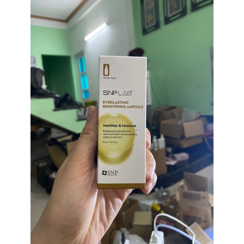 serum dưỡng trắng da snp lab( date 11/2026)