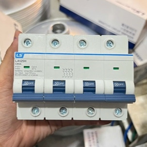 CB Aptomat MCB LS 4 pha 25A,32A,40A,50A,63A,80A