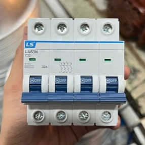 CB Aptomat MCB LS 4 pha 25A,32A,40A,50A,63A,80A