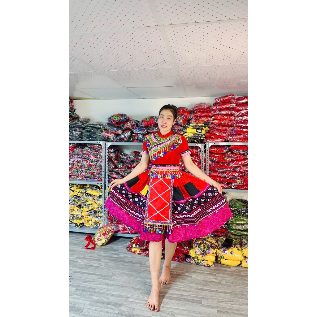 Bộ Trang Phục Thổ Cẩm Nữ H'Mông - H'Mông Nữ 5 - Trang Phục Biểu Diễn Xuân Hằng