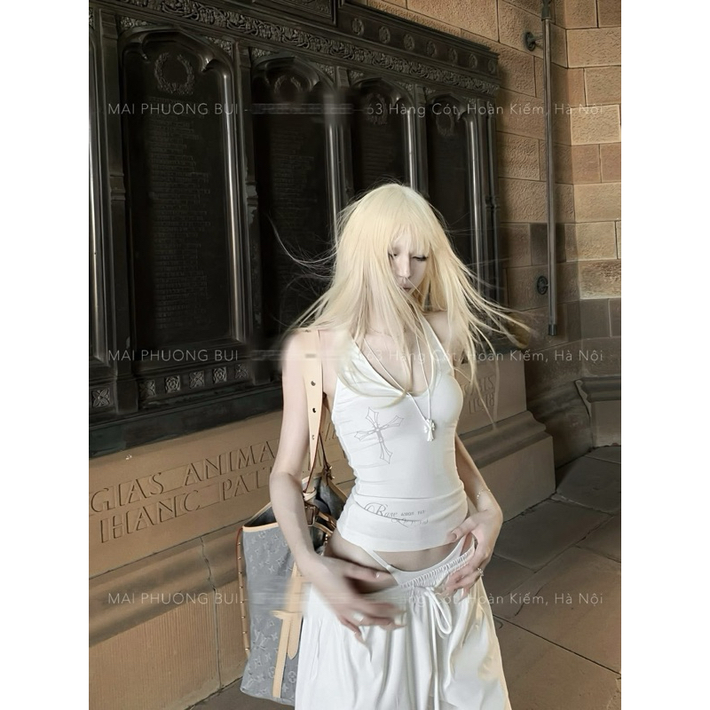 Áo ba lỗ chrome hearts xoắn lưng mai phương bùi