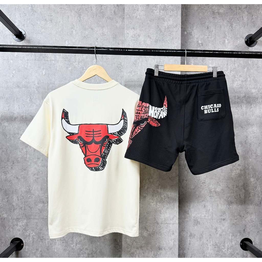 (CHÍNH HÃNG) ÁO CHICAGO BULLS V2 - KEM - 15554845