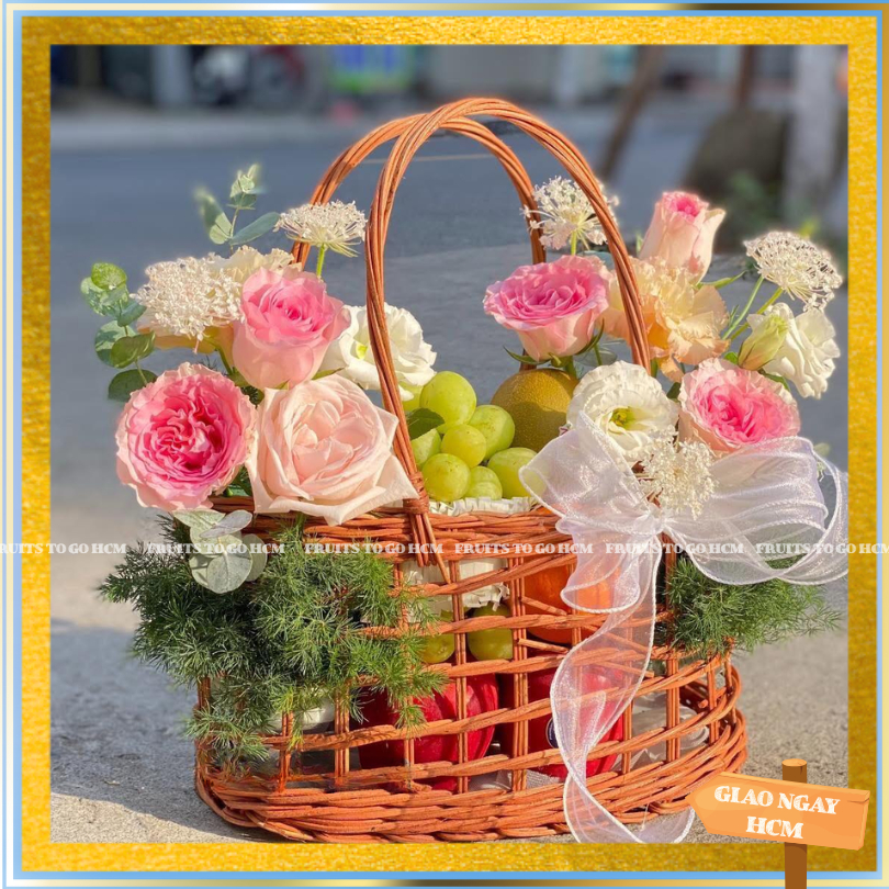 [Hỏa Tốc] Giỏ Quà Tặng Trái Cây Kèm Hoa Tươi Thiết Kế Đơn Giản- Kèm Thiệp Bảng Miễn Phí
