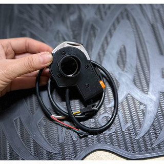 Công tắc đèn còi xe 133S