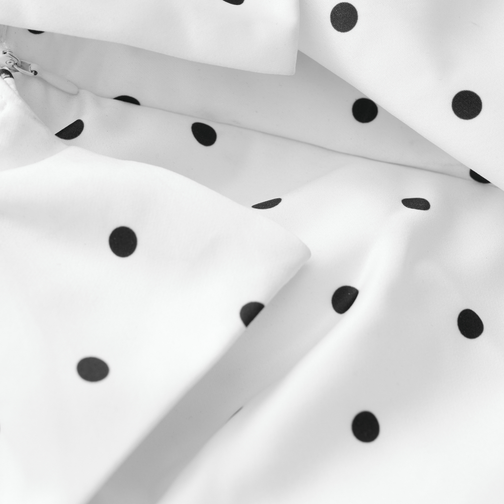 TSUN - Sugar Polka Dot Áo Ống Bí Chấm Bi Trắng Đen Hở Vai Cúp Ngực Gợi Cảm Sang Chảnh | BigBuy360 - bigbuy360.vn