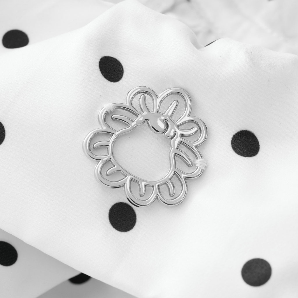 TSUN - Sugar Polka Dot Áo Ống Bí Chấm Bi Trắng Đen Hở Vai Cúp Ngực Gợi Cảm Sang Chảnh | BigBuy360 - bigbuy360.vn