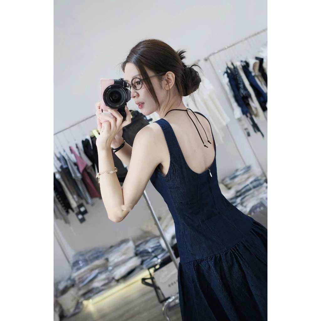 [V.08 Tặng Quần Bảo Hộ]: Váy Denim Xòe Cổ Thuyền Sát Nách Thiết Kế Hở Lưng Kế Hợp Khóa Kéo Siêu Slay (Ảnh Thật Trải Sàn) | BigBuy360 - bigbuy360.vn